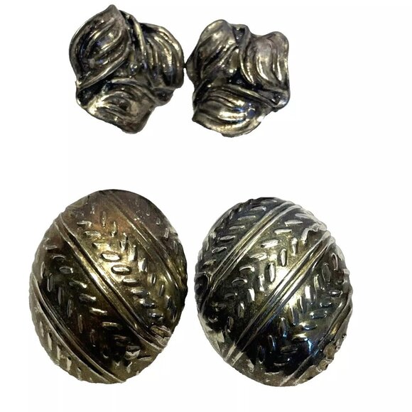 Two Pairs of Vintage Clip-on Earrings Oval & 3 Leaf Antique Looking - Picture 1 of 9